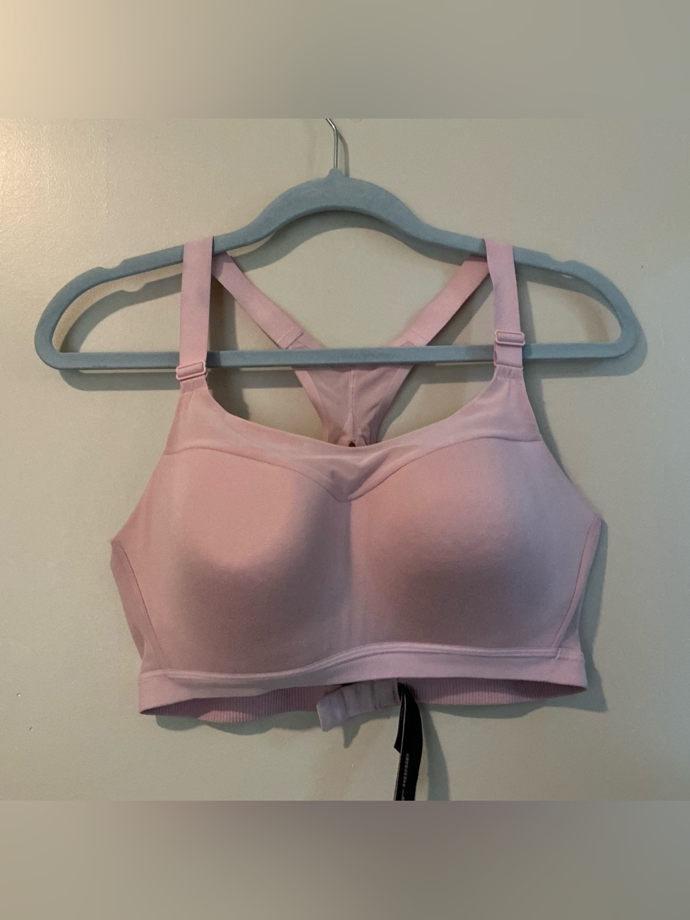 Victoria's Secret Incredible by VS Sport Bra Pink Size 36D Good Condition